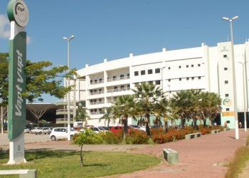 Juazeiro do Norte: Setores administrativos da Sesau passam a funcionar no Centro Administrativo